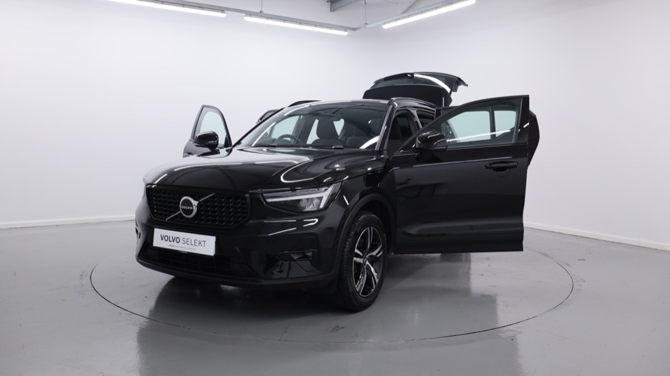 Used Volvo XC40 2023 for sale - 78055196: Photo 41