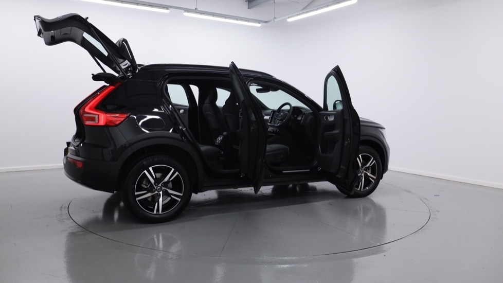 Used Volvo XC40 2023 for sale - 78055196: Photo 44