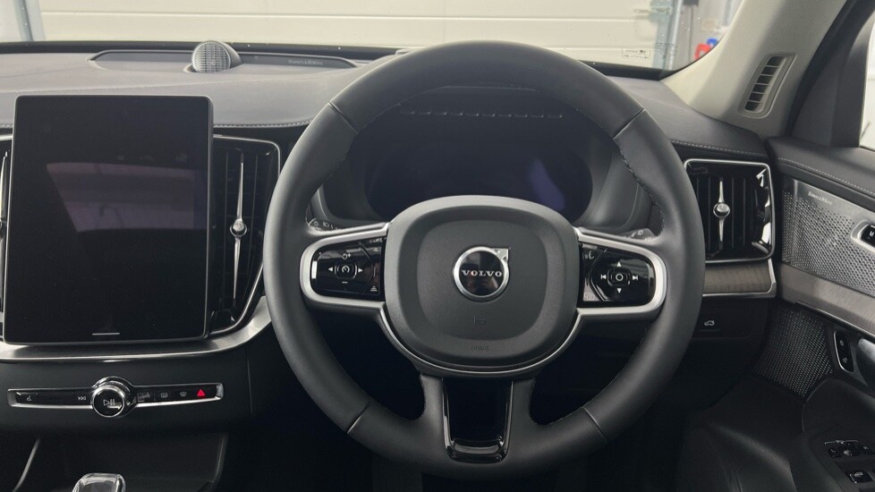 Used Volvo XC90 2025 for sale - 76595319: Photo 10