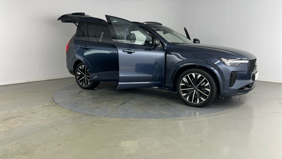 Used Volvo XC90 2025 for sale - 76595319: Photo 23