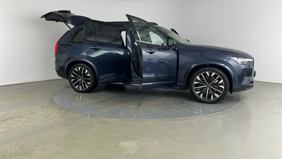 Used Volvo XC90 2025 for sale - 76595319: Photo 24