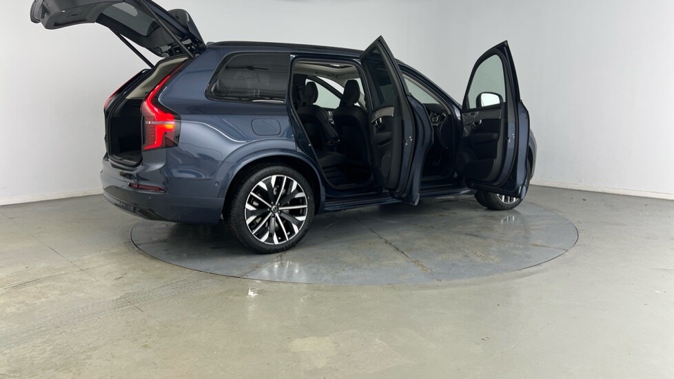 Used Volvo XC90 2025 for sale - 76595319: Photo 28