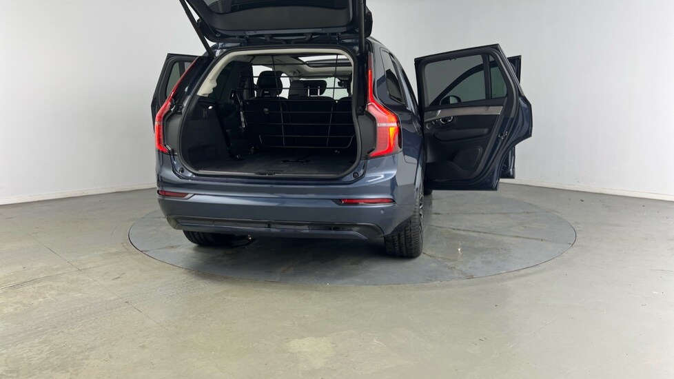 Used Volvo XC90 2025 for sale - 76595319: Photo 31