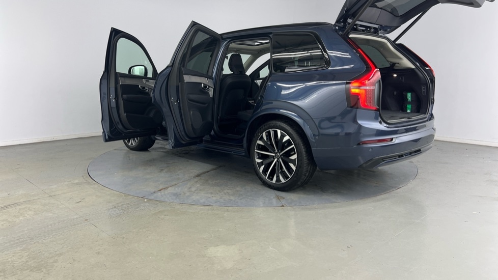 Used Volvo XC90 2025 for sale - 76595319: Photo 35