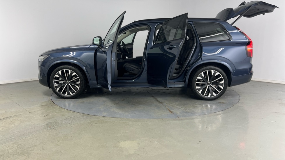 Used Volvo XC90 2025 for sale - 76595319: Photo 38