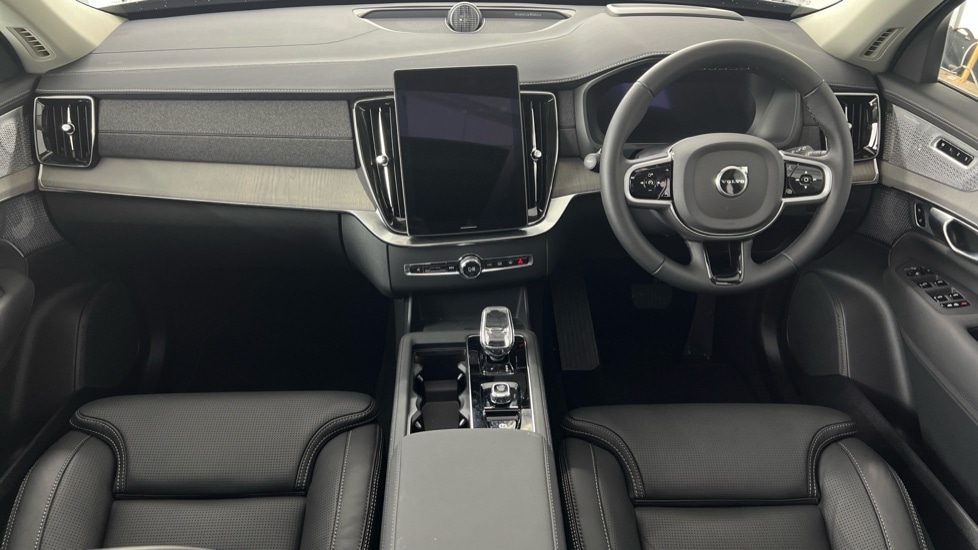 Used Volvo XC90 2025 for sale - 76595319: Photo 5