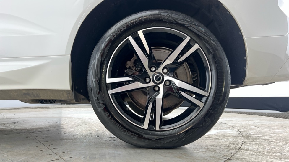 Used Volvo XC60 2021 for sale - 76552322: Photo 4