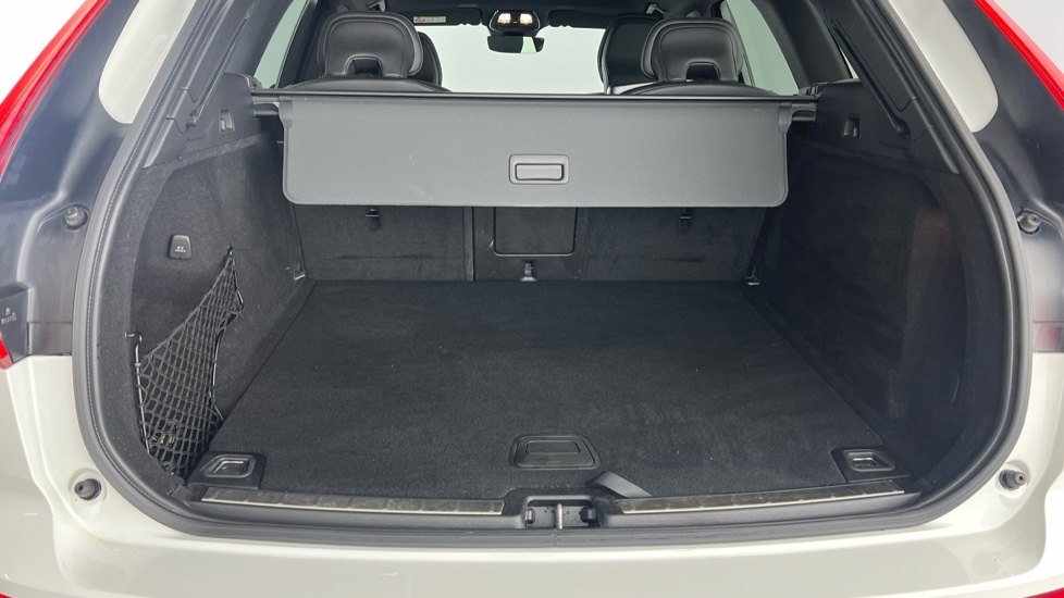 Used Volvo XC60 2021 for sale - 76552322: Photo 5
