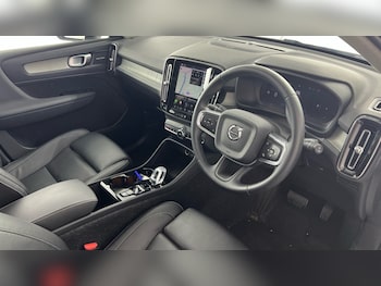 Used Volvo XC40 2025 for sale - 79497393: Photo