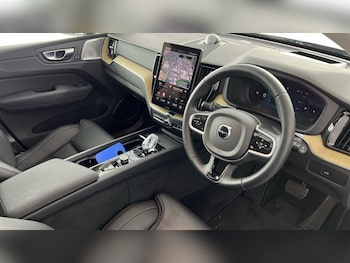 Used Volvo XC60 2025 for sale - 79021045: Photo