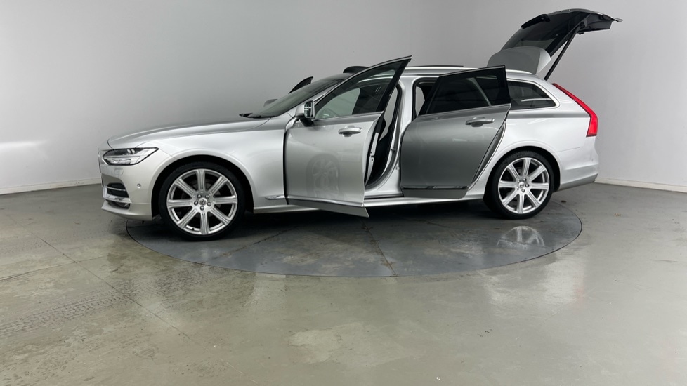 Used Volvo V90 2020 for sale - 77050896: Photo 41