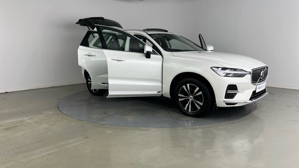 Used Volvo XC60 2021 for sale - 77186215: Photo 24