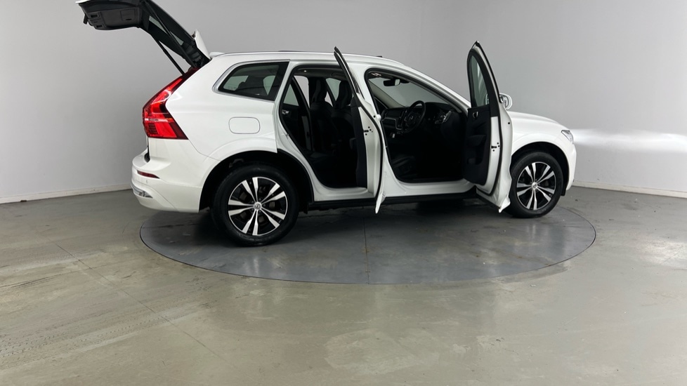 Used Volvo XC60 2021 for sale - 77186215: Photo 29