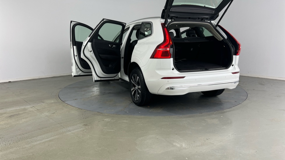 Used Volvo XC60 2021 for sale - 77186215: Photo 36