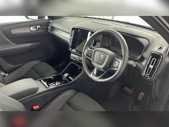 Used Volvo XC40 2023 for sale - 79699106: Photo