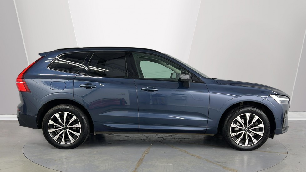 Used Volvo XC60 2022 for sale - 78198890: Photo 3