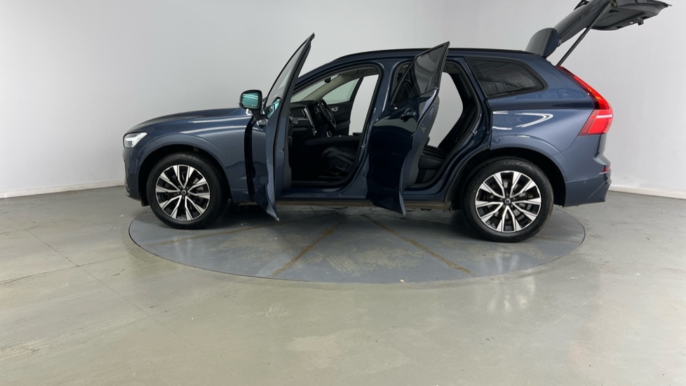 Used Volvo XC60 2022 for sale - 78198890: Photo 36