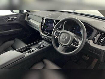 Used Volvo XC60 2022 for sale - 78198890: Photo