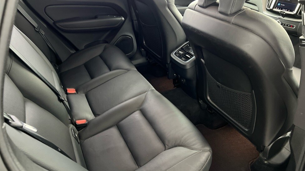 Used Volvo XC60 2022 for sale - 78198890: Photo 6