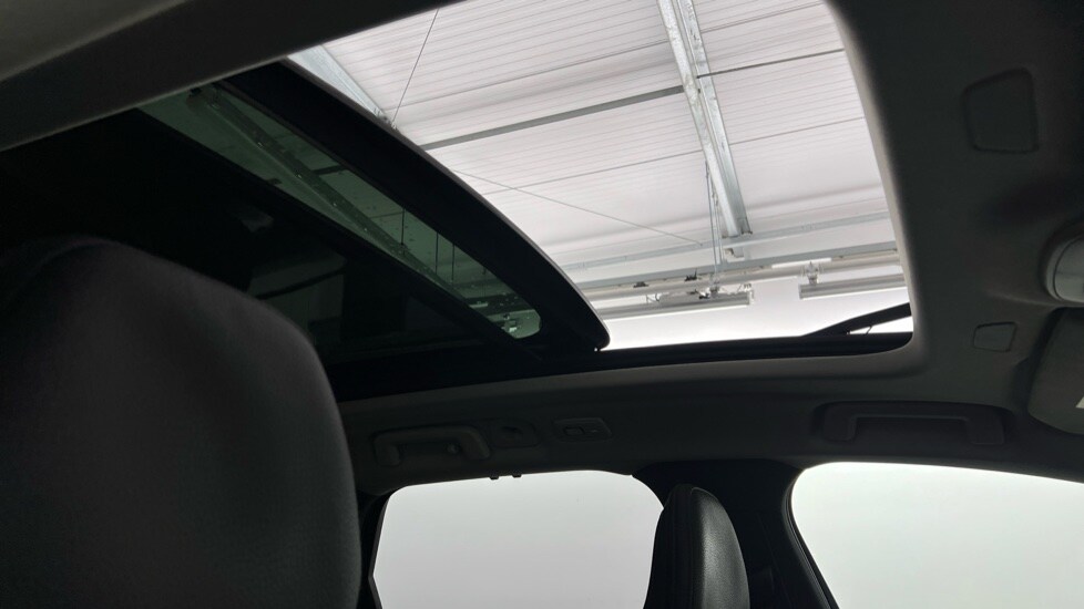 Used Volvo V90 2025 for sale - 76960024: Photo 15