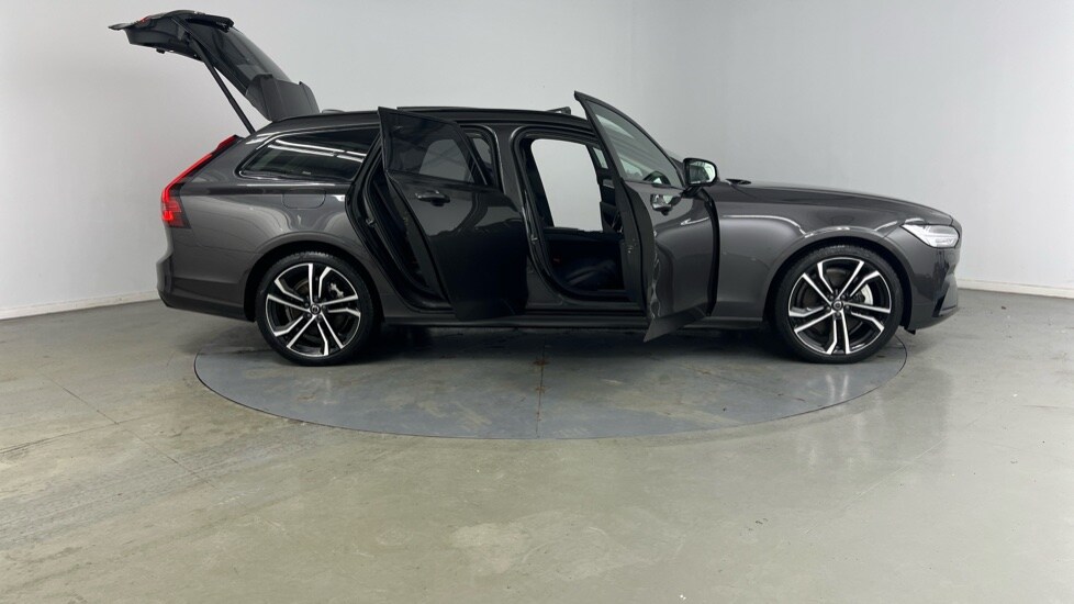 Used Volvo V90 2025 for sale - 76960024: Photo 26