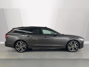 Used Volvo V90 2025 for sale - 76960024: Photo