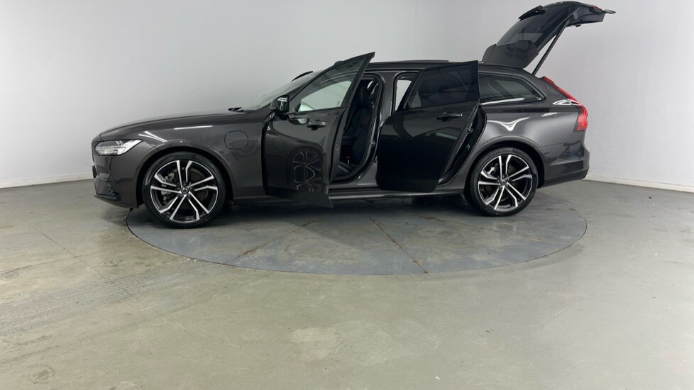 Used Volvo V90 2025 for sale - 76960024: Photo 40