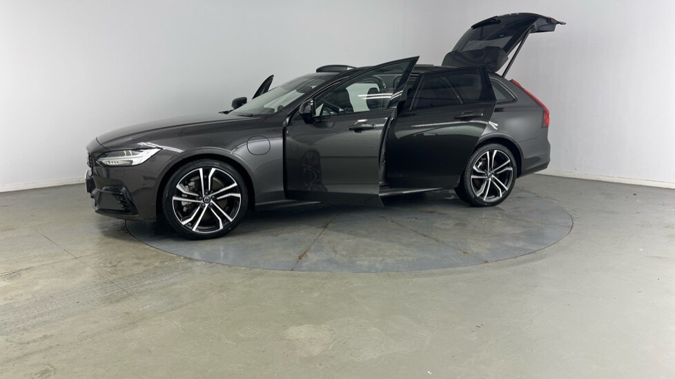 Used Volvo V90 2025 for sale - 76960024: Photo 41