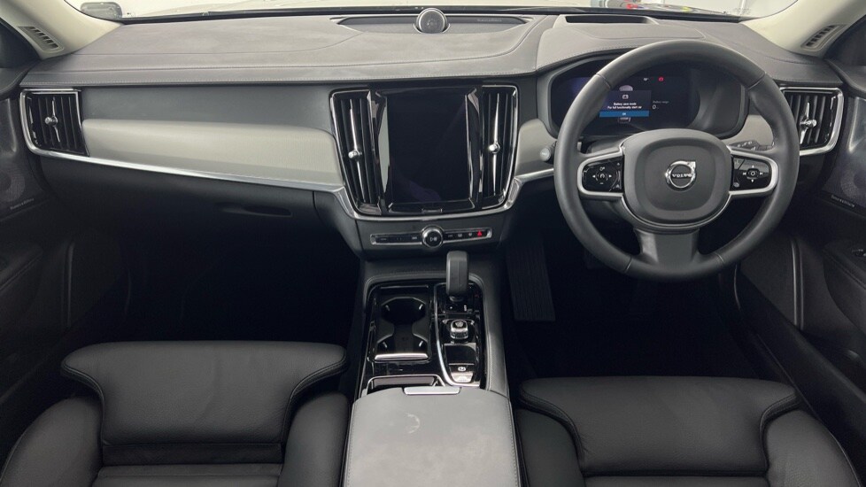 Used Volvo V90 2025 for sale - 76960024: Photo 5
