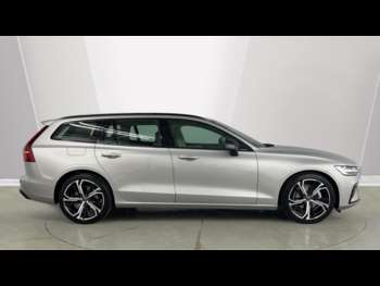 Used Volvo V60 2025 for sale - 74721182: Photo