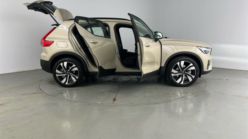 Vehicle 35