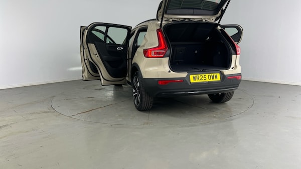 Used Volvo XC40 2025 for sale - 75441405: Photo 42