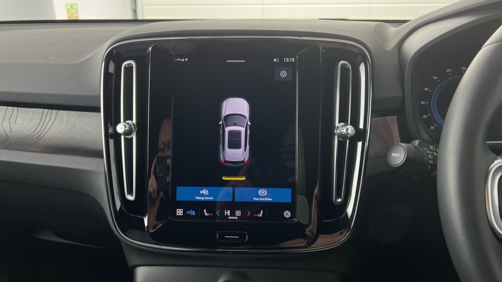 Used Volvo XC40 2023 for sale - 77057859: Photo 14