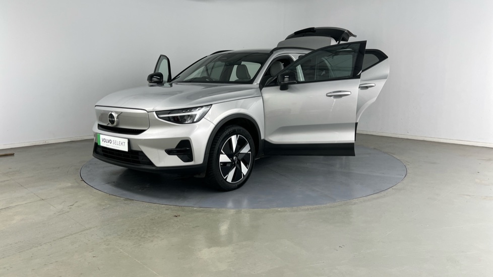 Used Volvo XC40 2023 for sale - 77057859: Photo 16