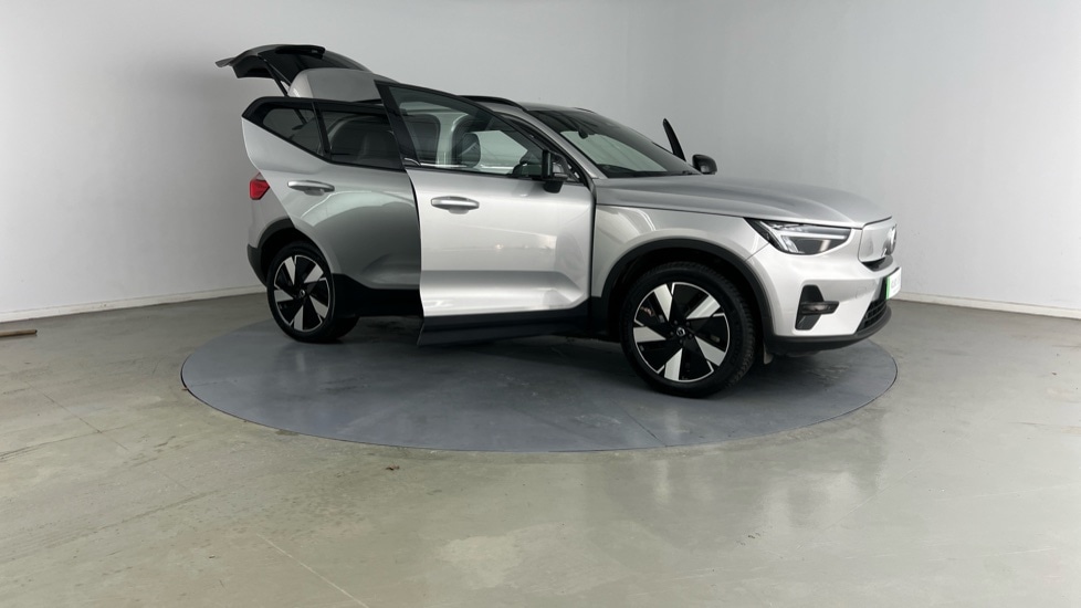 Used Volvo XC40 2023 for sale - 77057859: Photo 23