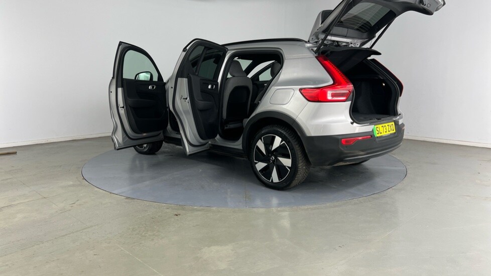 Used Volvo XC40 2023 for sale - 77057859: Photo 35