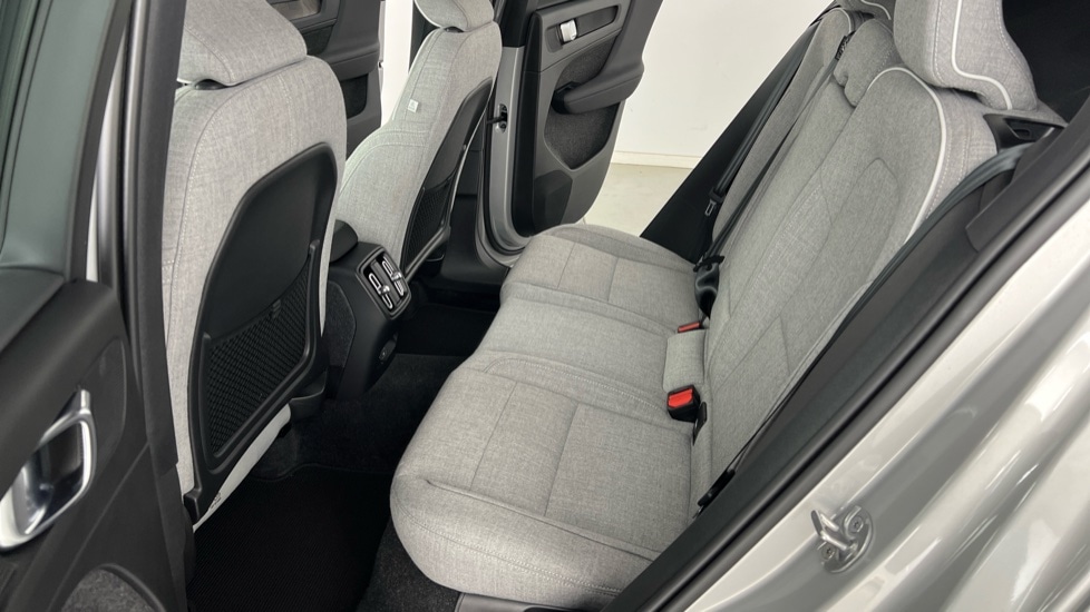 Used Volvo XC40 2023 for sale - 77057859: Photo 42