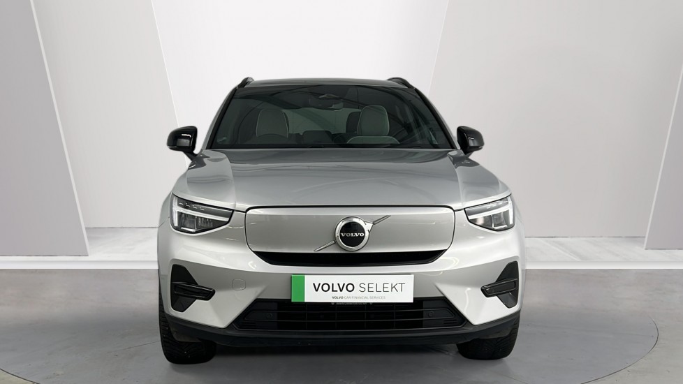 Used Volvo XC40 2023 for sale - 77057859: Photo 8