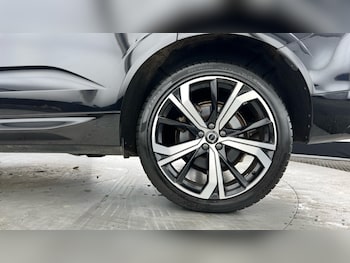 Used Volvo XC60 2022 for sale - 78581433: Photo