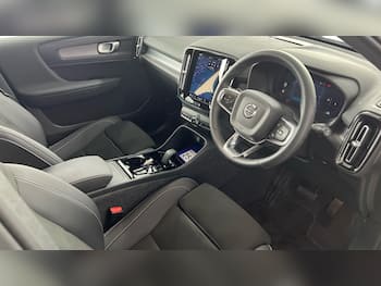 Used Volvo XC40 2024 for sale - 79646509: Photo