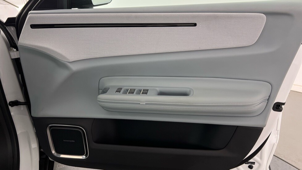 Used Polestar Polestar 4 2024 for sale - 76869628: Photo 33