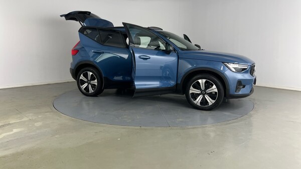 Used Volvo XC40 2023 for sale - 75544510: Photo 24