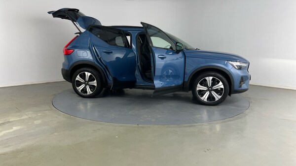 Used Volvo XC40 2023 for sale - 75544510: Photo 25