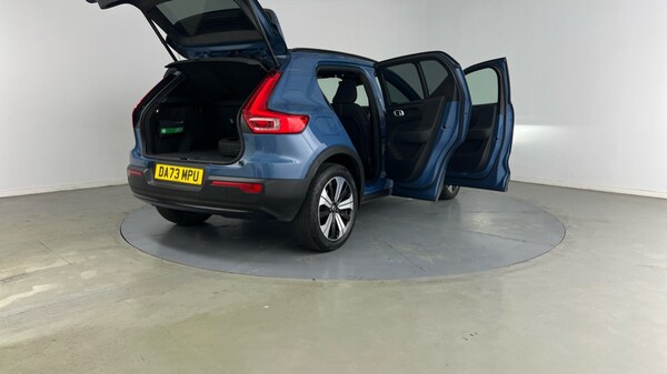 Used Volvo XC40 2023 for sale - 75544510: Photo 30