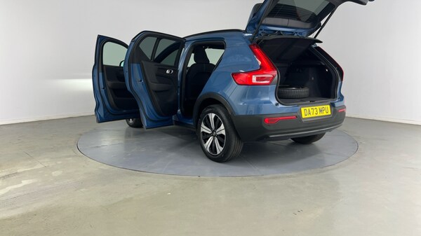 Used Volvo XC40 2023 for sale - 75544510: Photo 35