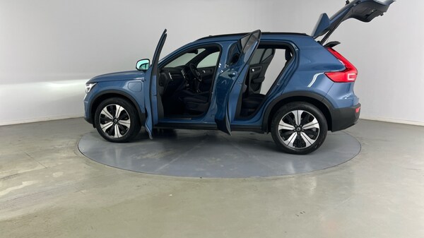 Used Volvo XC40 2023 for sale - 75544510: Photo 38