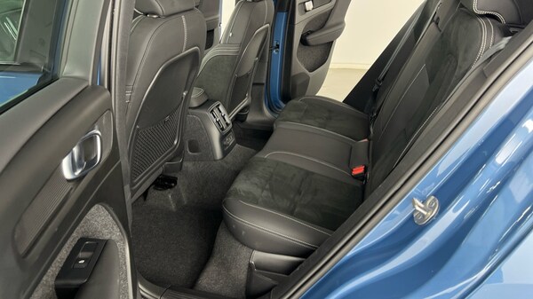 Used Volvo XC40 2023 for sale - 75544510: Photo 42