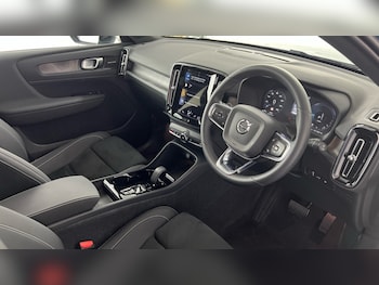 Used Volvo XC40 2023 for sale - 75544510: Photo