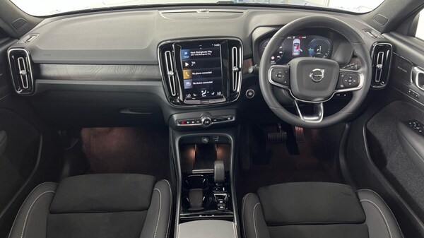 Used Volvo XC40 2023 for sale - 75544510: Photo 5