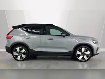 Used Volvo XC40 2024 for sale - 79705038: Photo